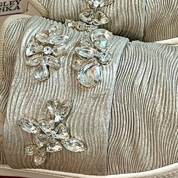 Badgley Mischka Seline Embelished Mule Slide Sneaker Size 9 - Picture 10 of 15